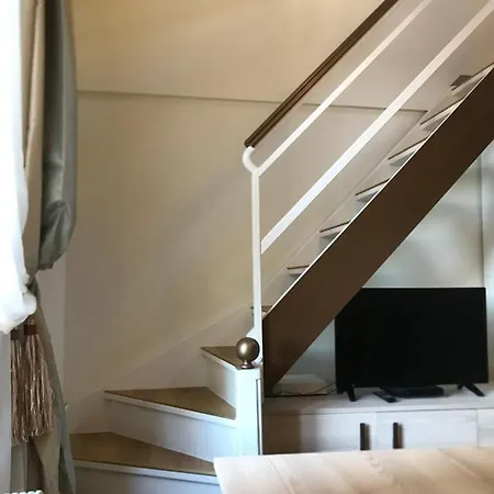 Mezzanine Monte Carlo, Saint Varavilla Apartment